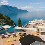 Ξενοδοχείο Mona 4*