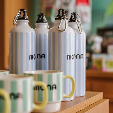 Mona Montreux