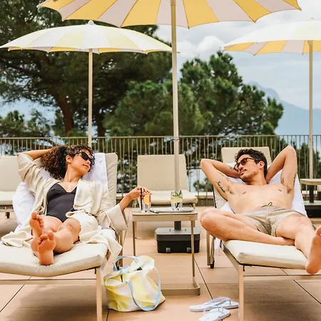 Mona Hotel 4*