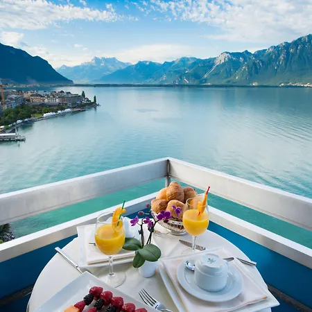 Mona Montreux