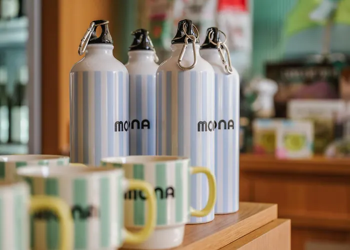 Mona モントルー