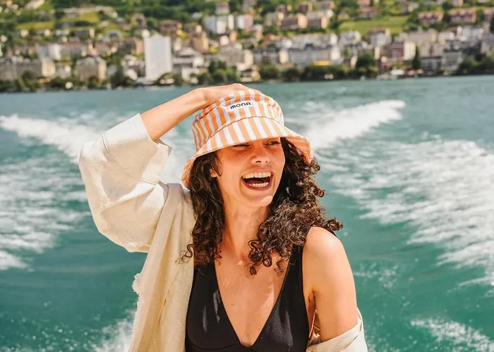 Mona 4* モントルー