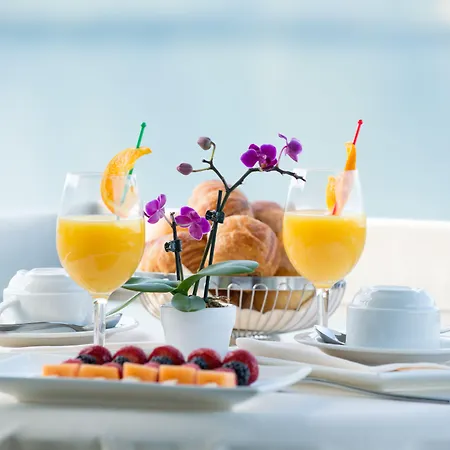 Mona 4* Montreux